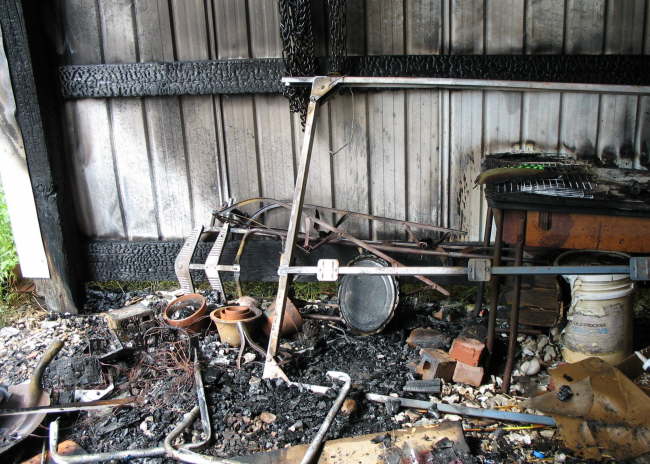 Daves Shed Fire - Closer look